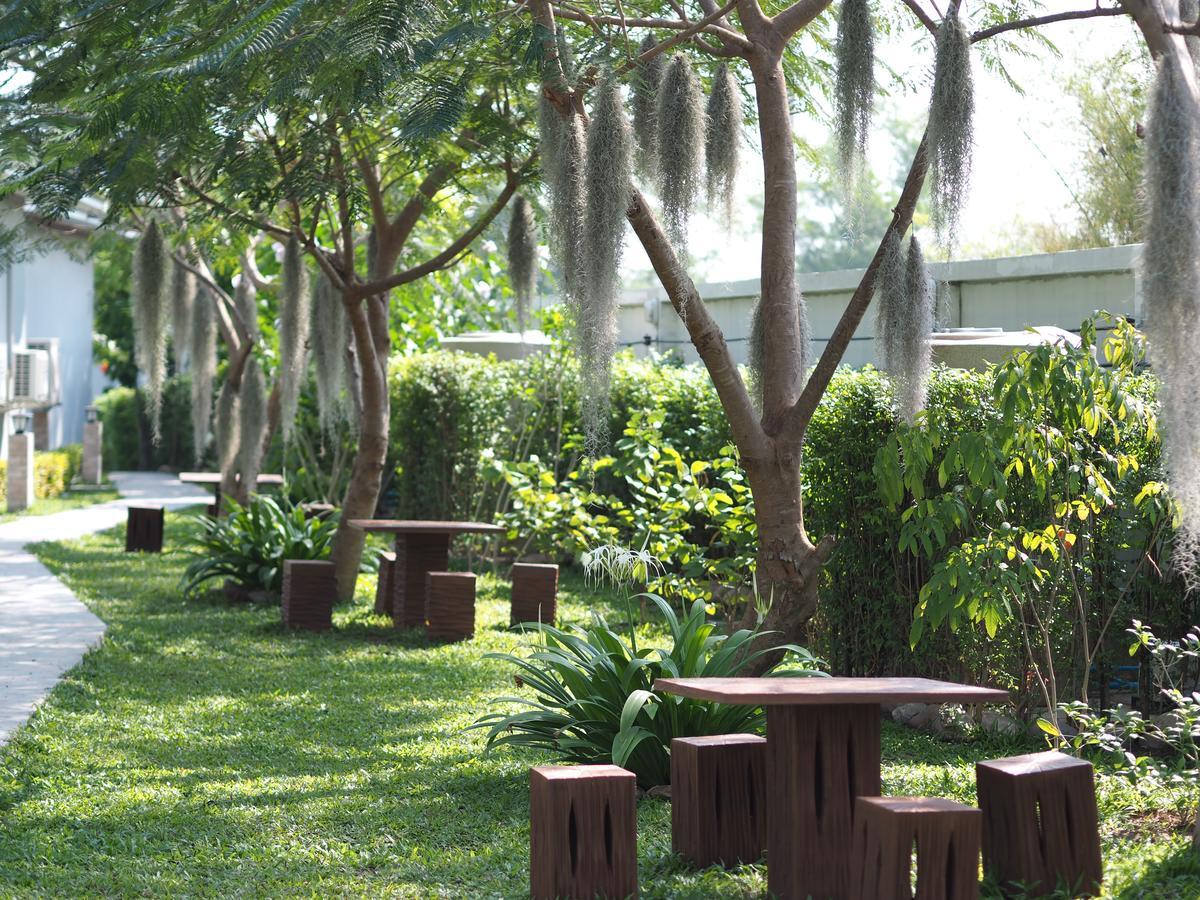 Rai Fahpratan Home And Garden Ban Pak Ngam  Esterno foto