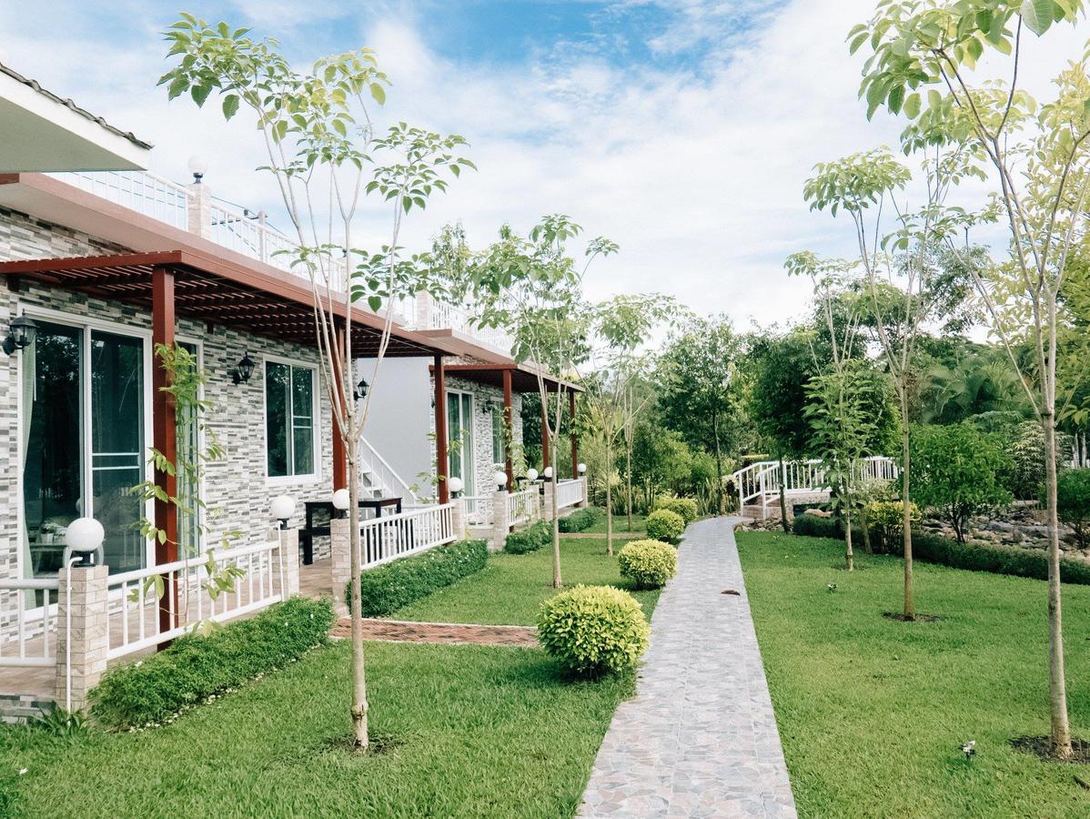 Rai Fahpratan Home And Garden Ban Pak Ngam  Esterno foto