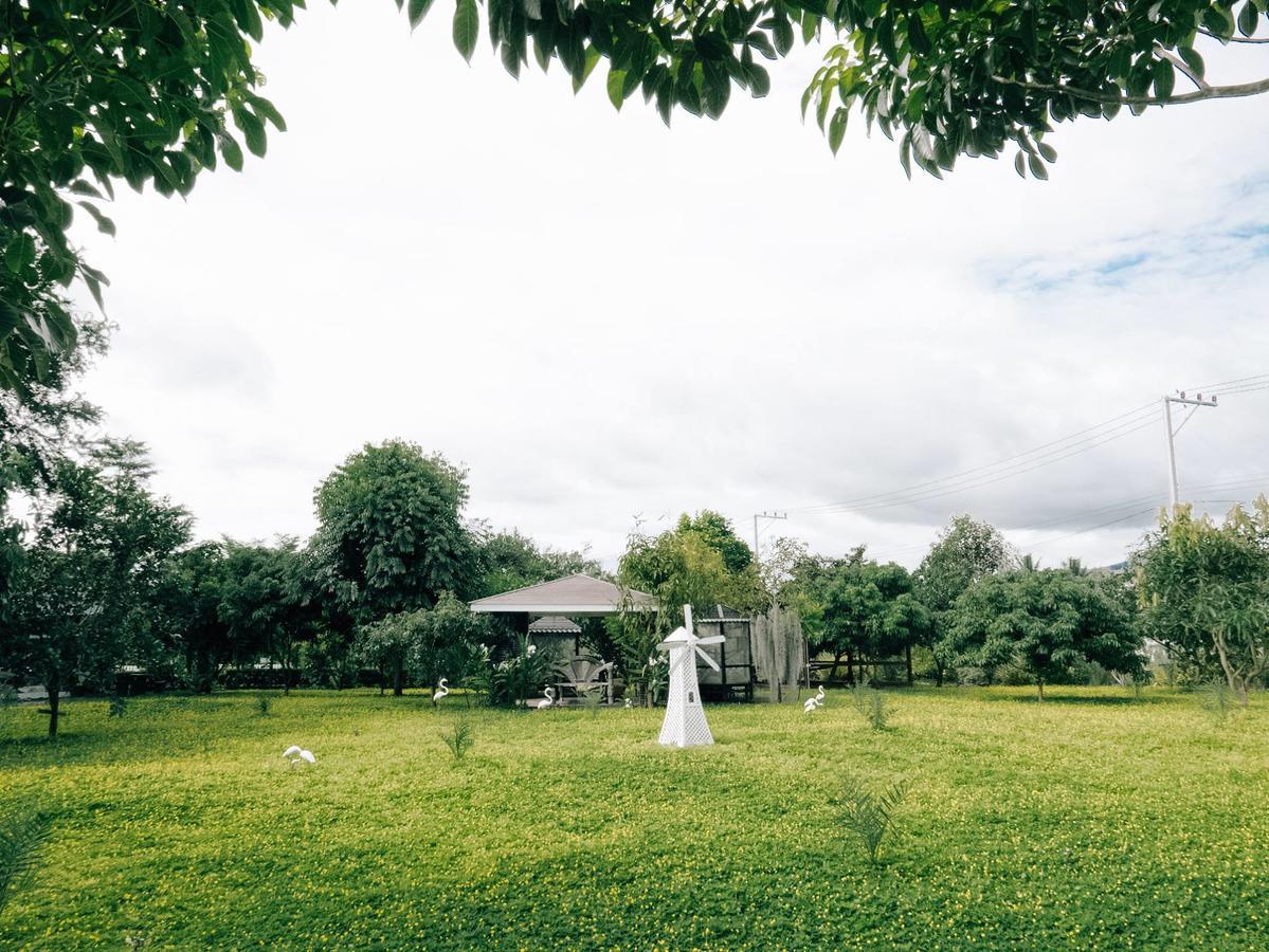 Rai Fahpratan Home And Garden Ban Pak Ngam  Esterno foto