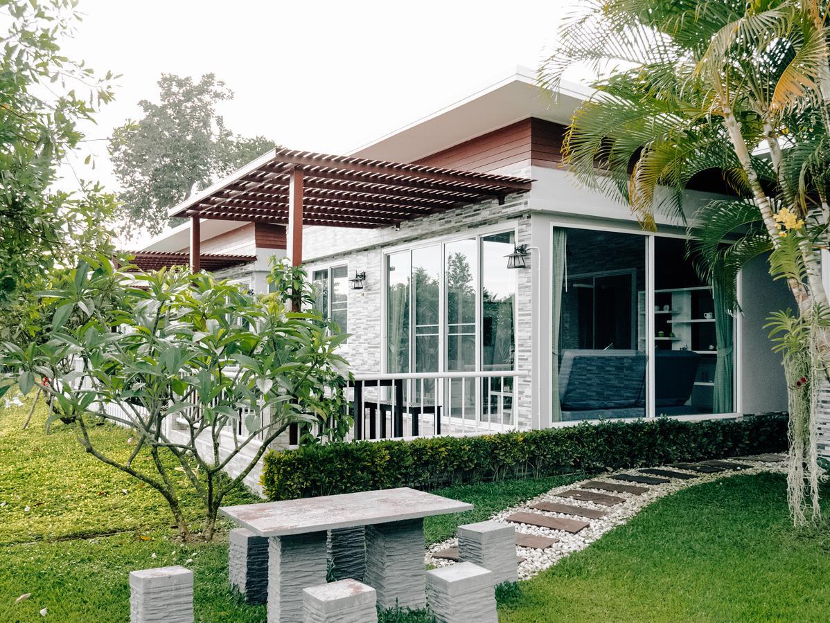 Rai Fahpratan Home And Garden Ban Pak Ngam  Esterno foto