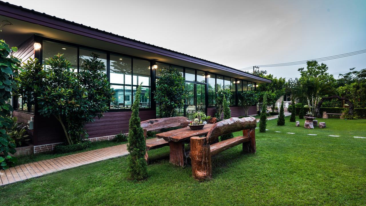 Rai Fahpratan Home And Garden Ban Pak Ngam  Esterno foto