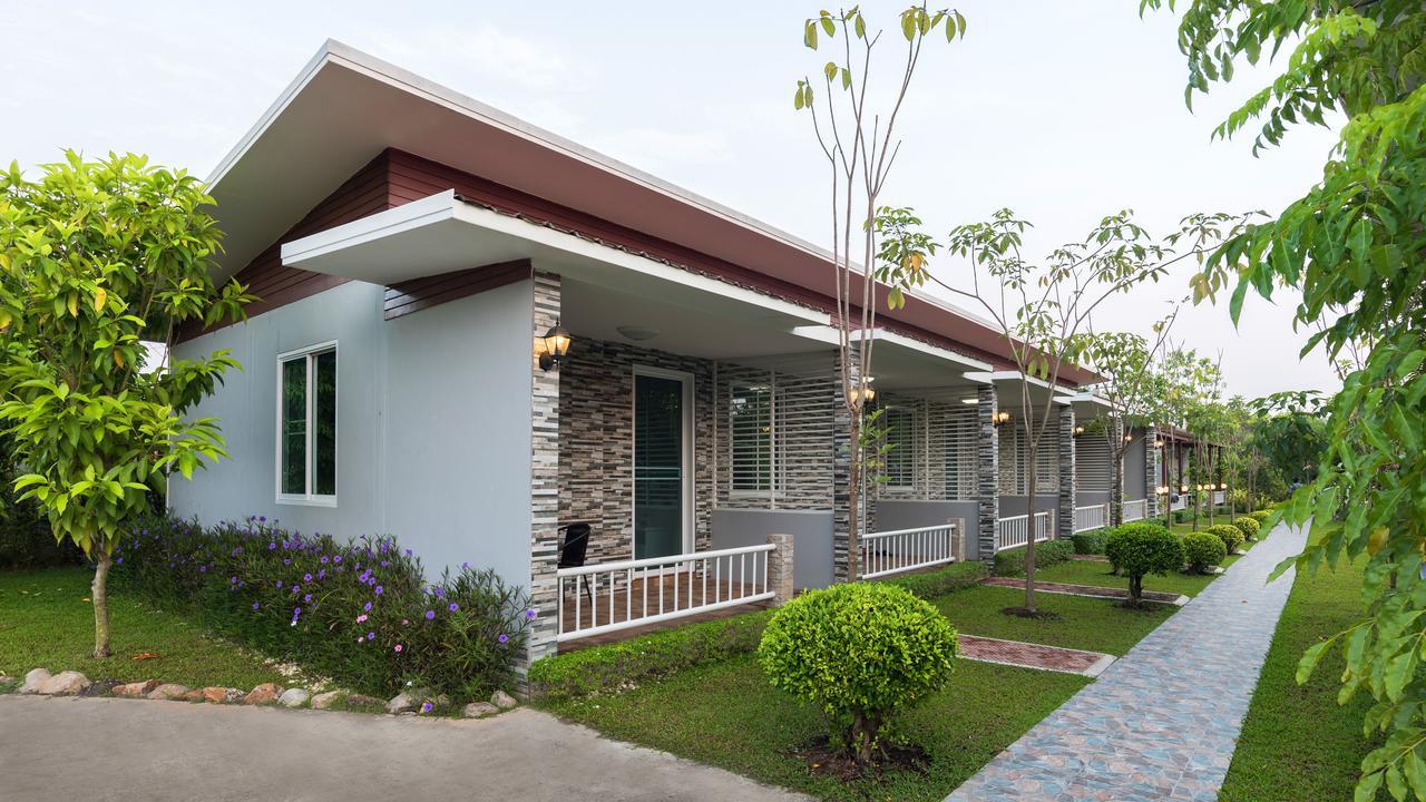 Rai Fahpratan Home And Garden Ban Pak Ngam  Esterno foto